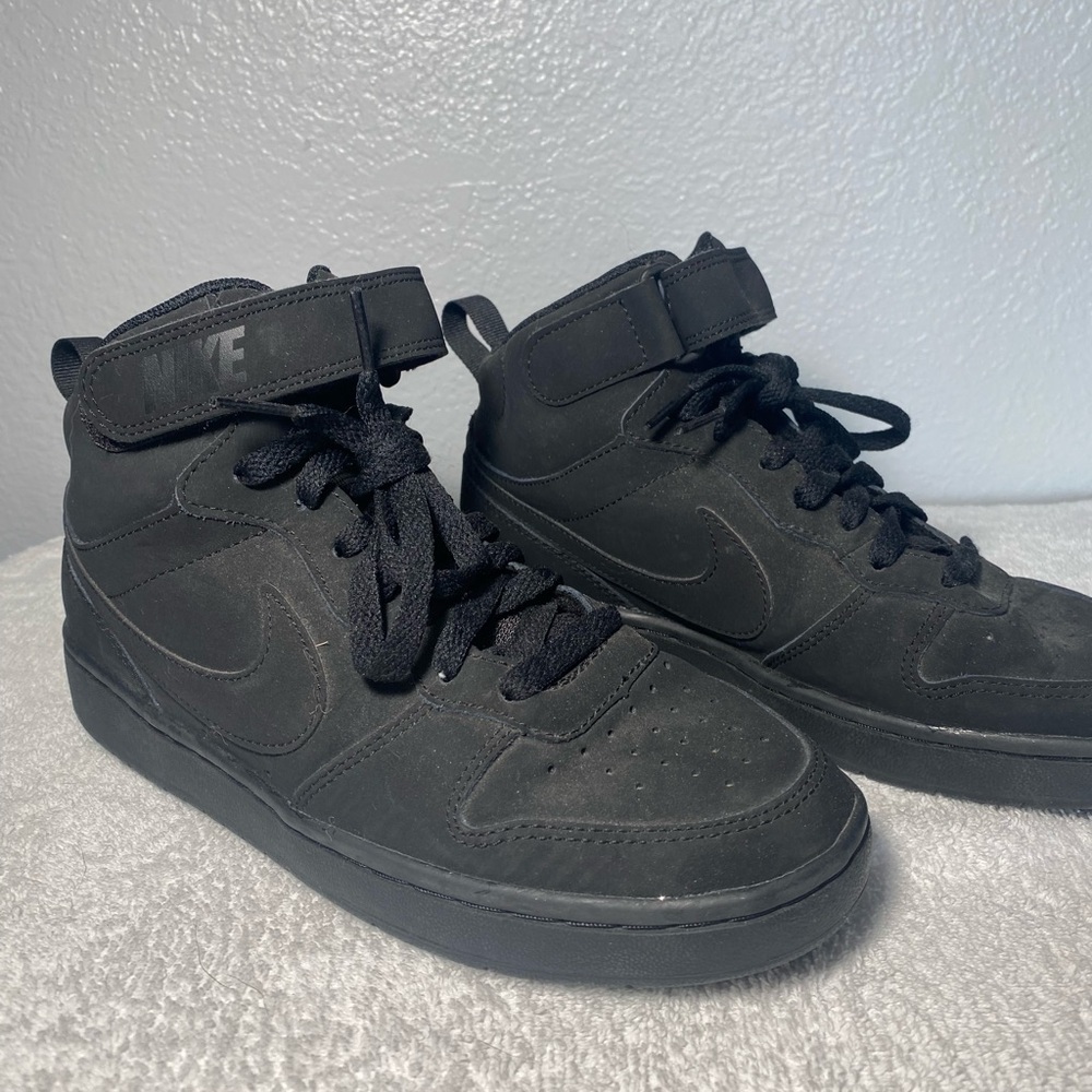 Nike All-Black High-Top Sneakers size 5.5Y